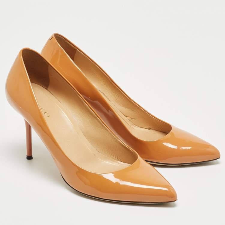 Pre Owned Gucci Brown Patent Leather Pointed Top Pumps Size 39.5