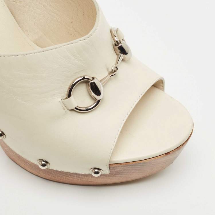 Pre Owned Gucci Cream Leather Horsebit Clogs Size 40