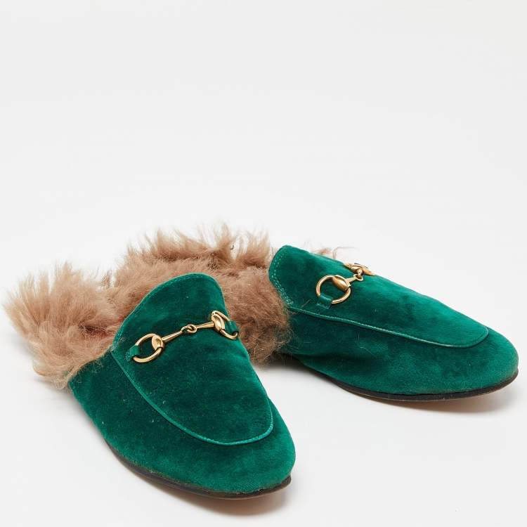 Pre Owned Gucci Green Velvet Horsebit Princetown Flat Mules Size 35
