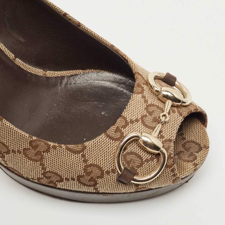 Pre Owned Gucci Brown GG Canvas Horsebit Peep Platform Pumps Size 38.5