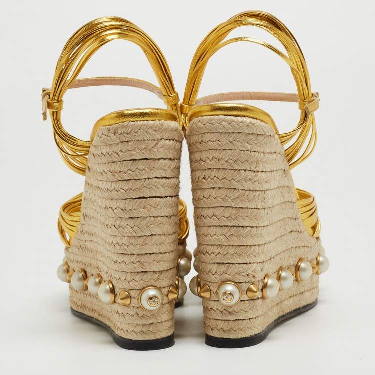 Pre Owned Gucci Gold Leather Strappy Knotted Pearl Embellished Wedge Espadrille Ankle Strap Sandals Size 36.5