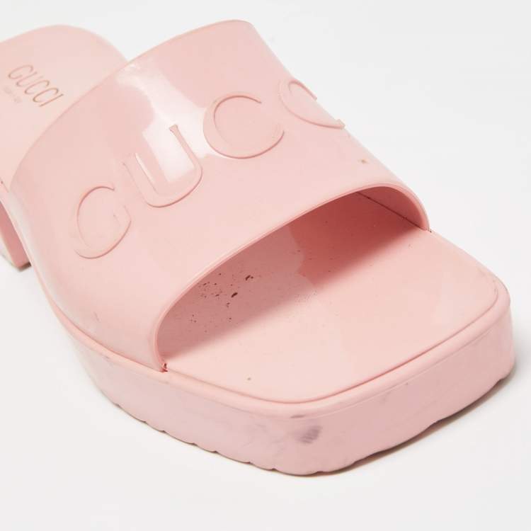 Pre Owned Gucci Light Pink Jelly Logo Slide Sandals Size 39