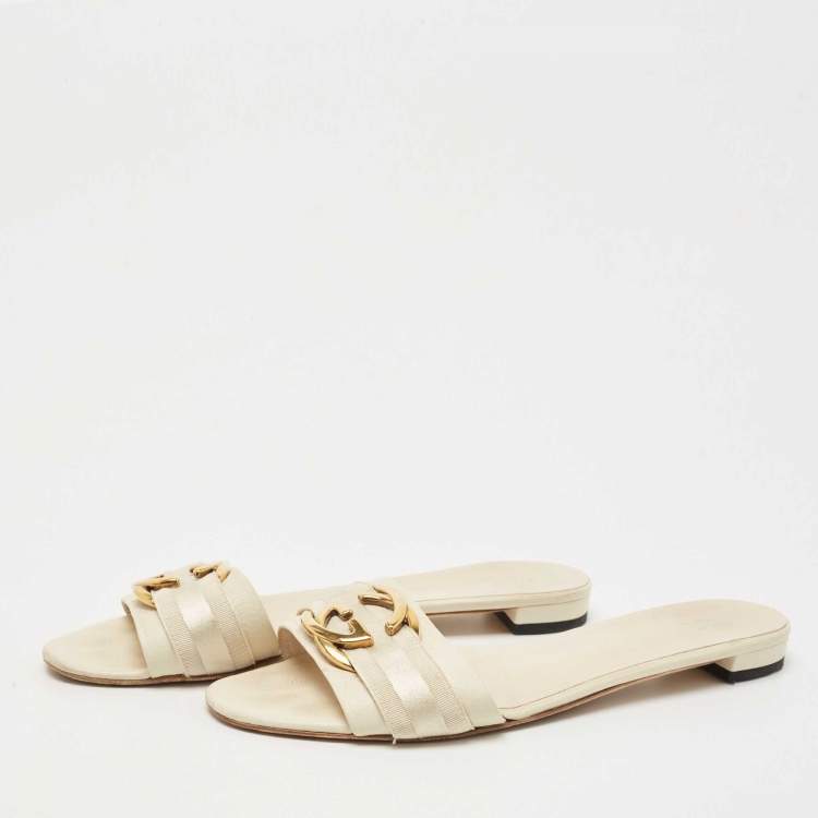 Pre Owned Gucci Cream Leather Interlocking G Flat Slides Size 40.5