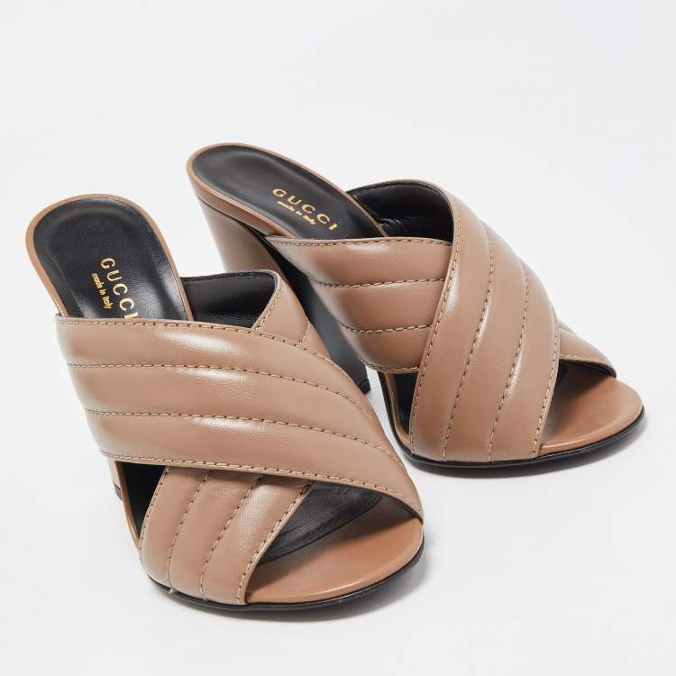 Pre Owned Gucci Brown Quilted Leather Webby Slide Sandals Size 36