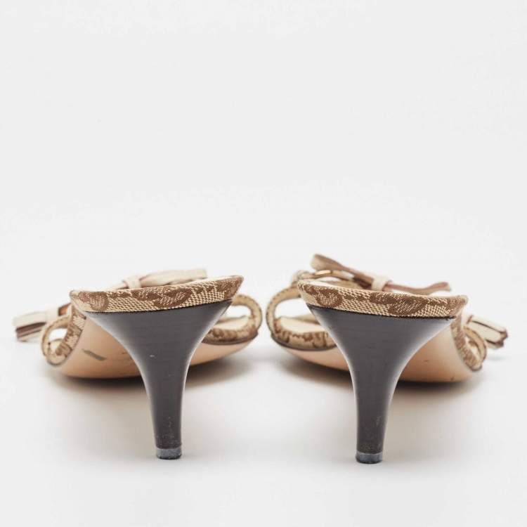 Pre Owned Gucci Brown/Beige GG Canvas Bamboo Tassel Horsebit Slide Sandals Size 38