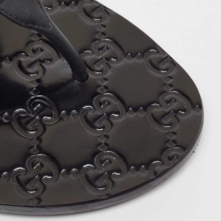 مملوكة مسبقًا Gucci Tricolor Leather and Canvas Web Interlocking G Thong Flats Size 37