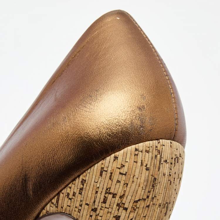 Pre Owned Gucci Metallic Bronze Leather Peep Toe Platform Pumps Size 39
