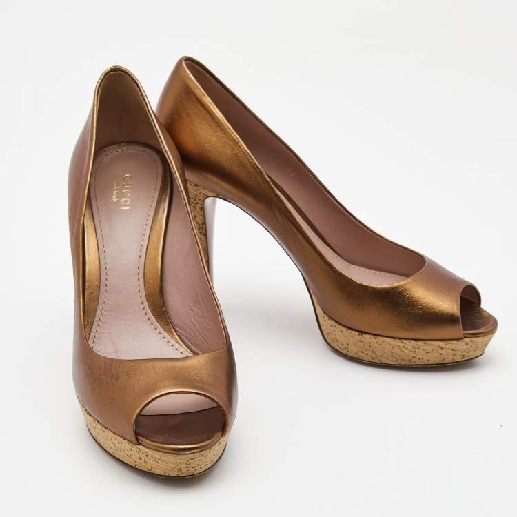Pre Owned Gucci Metallic Bronze Leather Peep Toe Platform Pumps Size 39