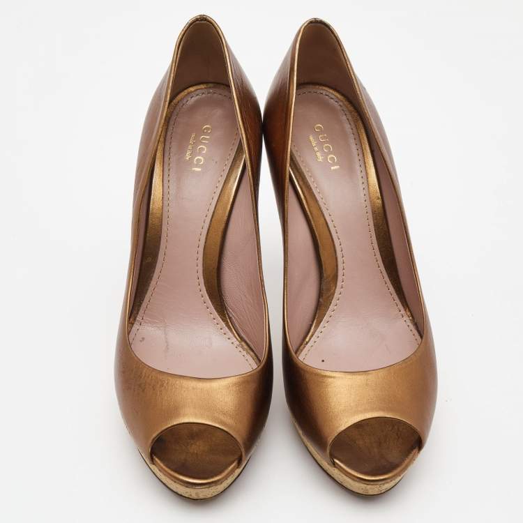 Pre Owned Gucci Metallic Bronze Leather Peep Toe Platform Pumps Size 39