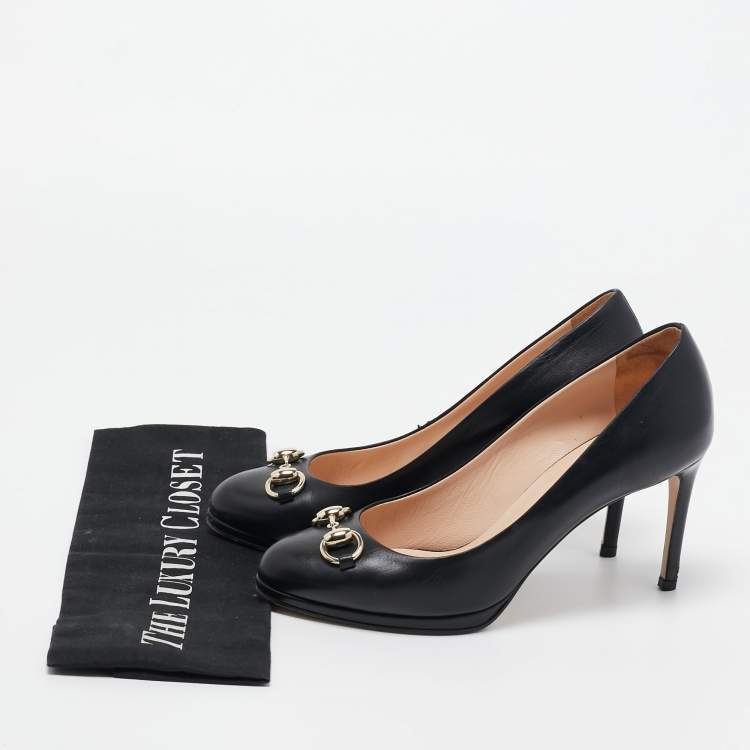 مملوكة مسبقًا Gucci Black Leather Horsebit Round Toe Pumps Size 36.5