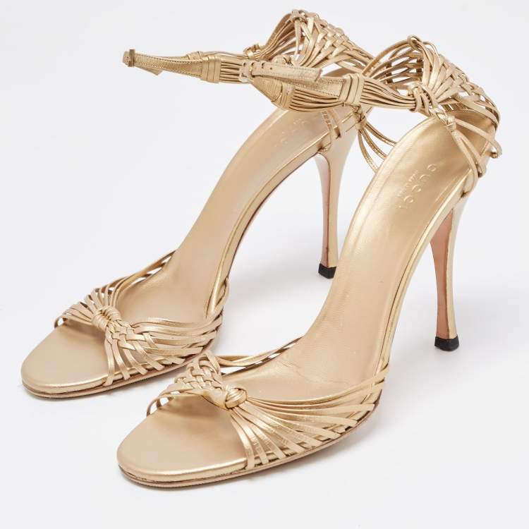 Pre Owned Gucci Gold Leather Ankle Strap Sandals Size 39.5