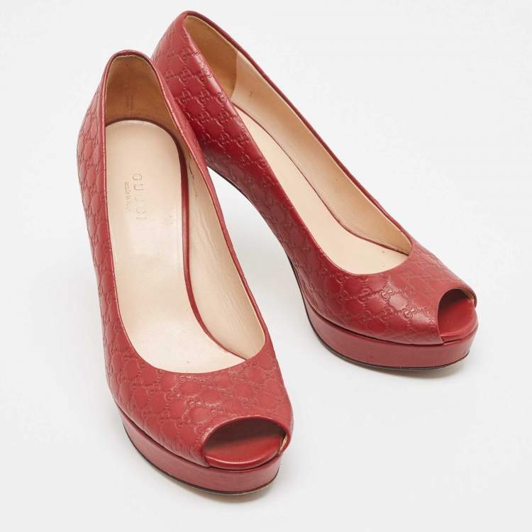 Pre Owned Gucci Dark Red Microguccissima Leather Peep Toe Platform Pumps Size 37