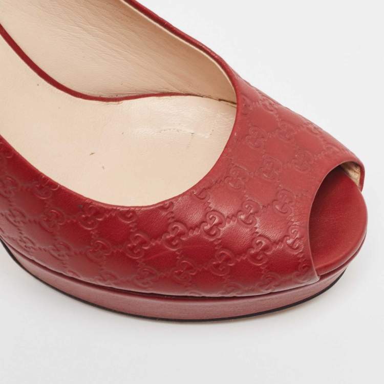 Pre Owned Gucci Dark Red Microguccissima Leather Peep Toe Platform Pumps Size 37