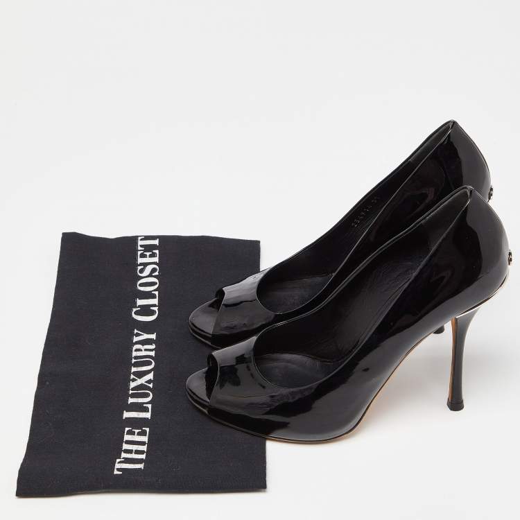 Pre Owned Gucci Black Patent Leather Peep Toe Pumps Size 37