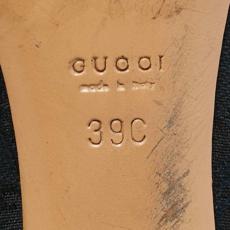 Pre Owned Gucci Navy Blue Canvas Bambo Horsebit Pumps Size 39