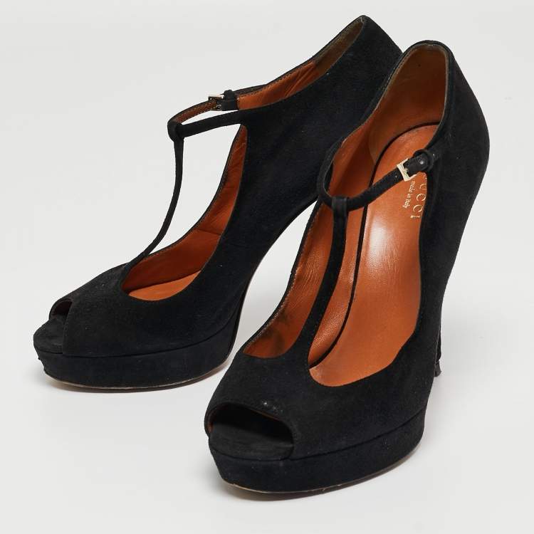 Pre Owned Gucci Black Suede Betty T-Strap Pumps Size 39.5