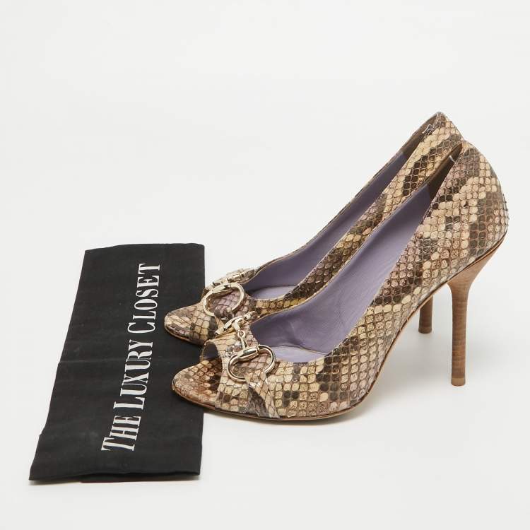 Pre Owned Gucci Two Tone Python Horsebit Peep Toe Pumps Size 39