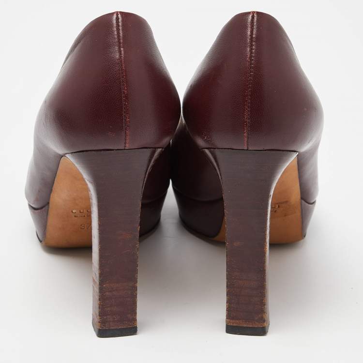 Pre Owned Gucci Burgundy Leather Horsebit Peep Toe Platform Pumps Size 37