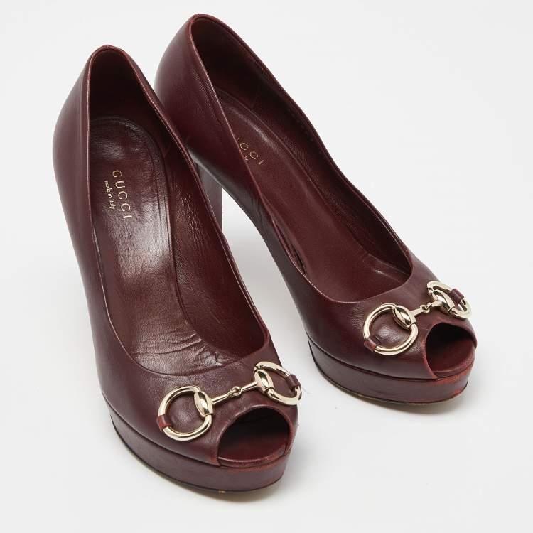 Pre Owned Gucci Burgundy Leather Horsebit Peep Toe Platform Pumps Size 37