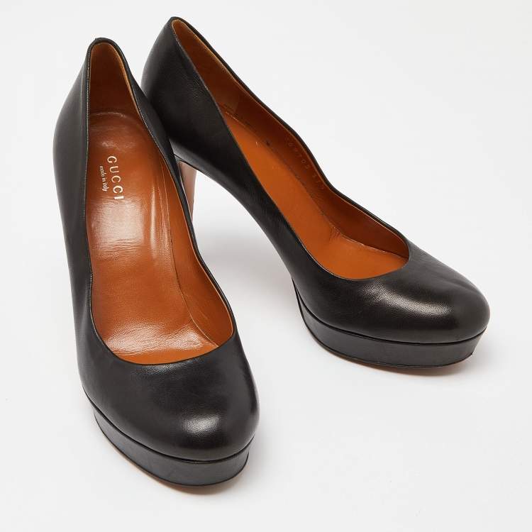 Pre Owned Gucci Black Leather Round Toe Platform Pumps Size 37.5