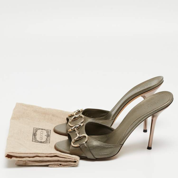 Pre Owned Gucci Metallic Leather Horsebit Slide Sandals Size 37