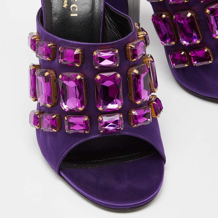 Pre Owned Gucci Purple Satin Tessa Crystal Embellished Peep Toe Slide Mules Size 37
