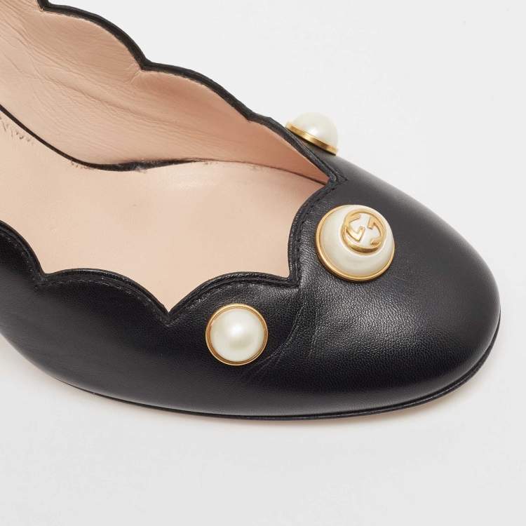 Pre Owned Gucci Black Scalloped Leather GG Faux Pearl Pumps Size 35