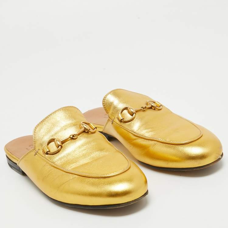 مملوكة مسبقًا Gucci Metallic Gold Leather Princetown Flat Mules Size 36