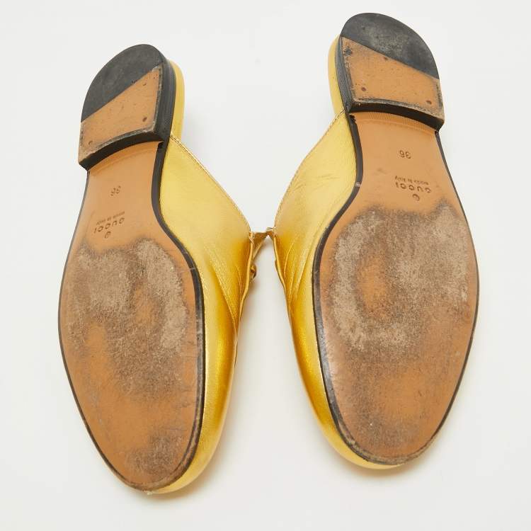 مملوكة مسبقًا Gucci Metallic Gold Leather Princetown Flat Mules Size 36