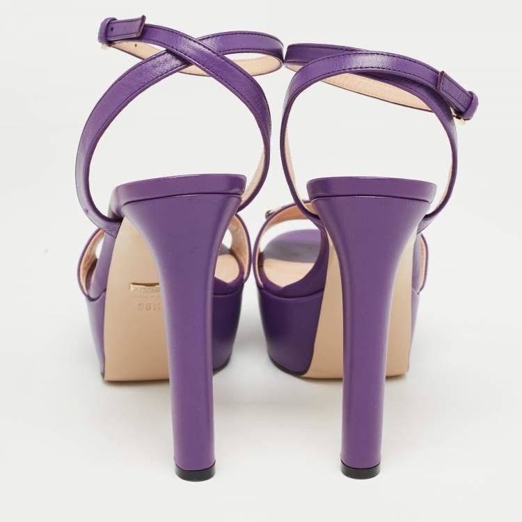 مملوكة مسبقًا Gucci Purple Leather Claudie Horsebit Platform Ankle Strap Sandals Size 38.5