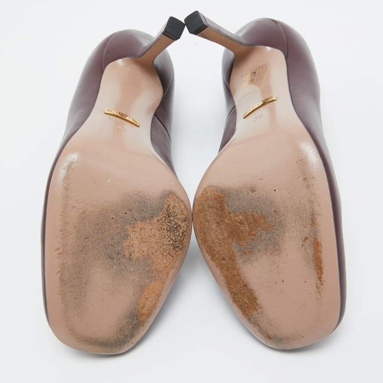 مملوكة مسبقًا Gucci Burgundy Leather Horsebit Square Toe Pumps Size 36