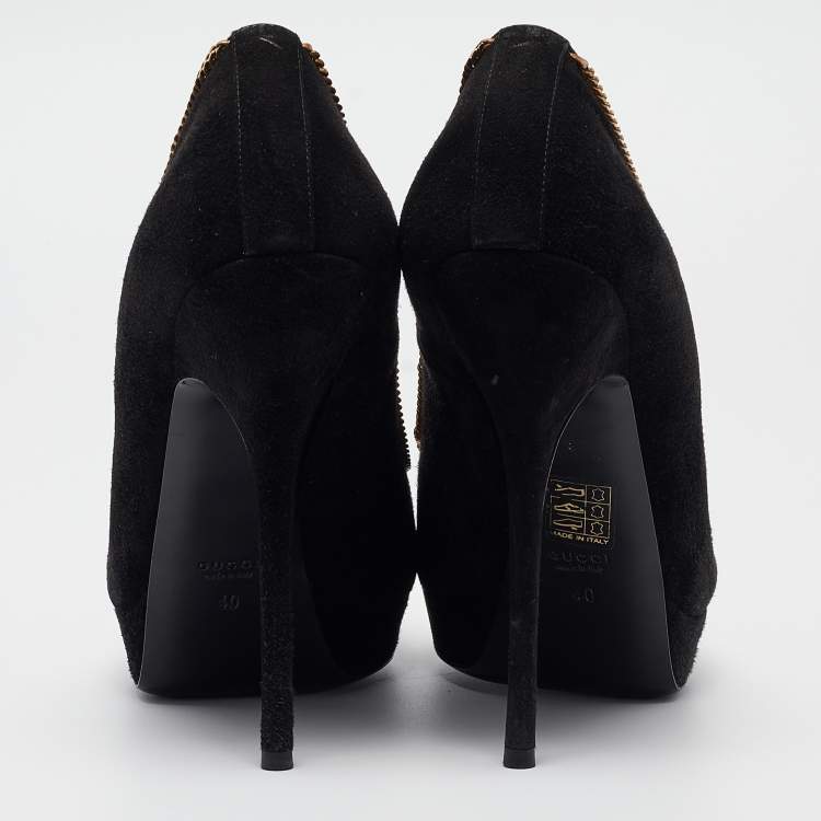Pre Owned Gucci Black Suede Chain Trim Peep Toe Platform Pumps Size 40