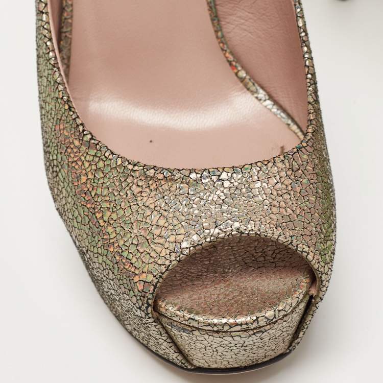 Pre Owned Gucci Metallic Textured Suede Open Toe Platform Pumps Size 40