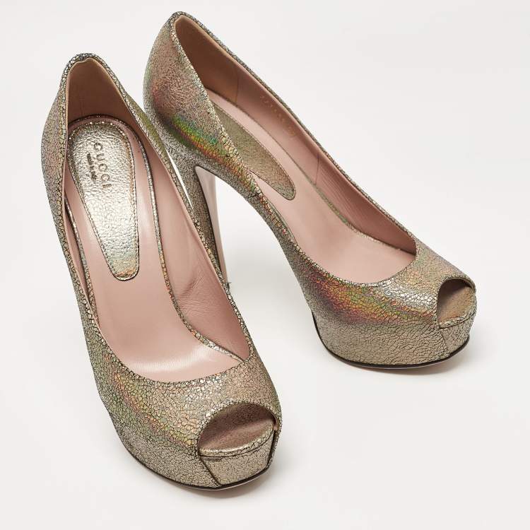 Pre Owned Gucci Metallic Textured Suede Open Toe Platform Pumps Size 40