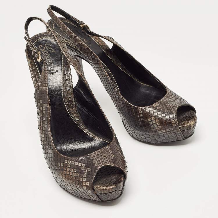 Pre Owned Gucci Two Tone Python Sofia Peep Toe Slingback Pumps Size 40.5