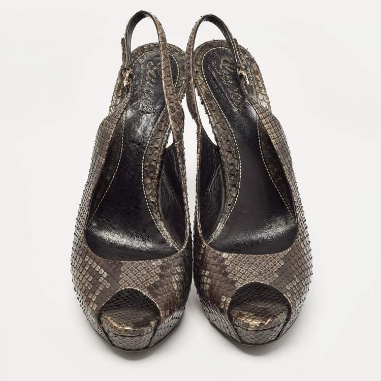 Pre Owned Gucci Two Tone Python Sofia Peep Toe Slingback Pumps Size 40.5