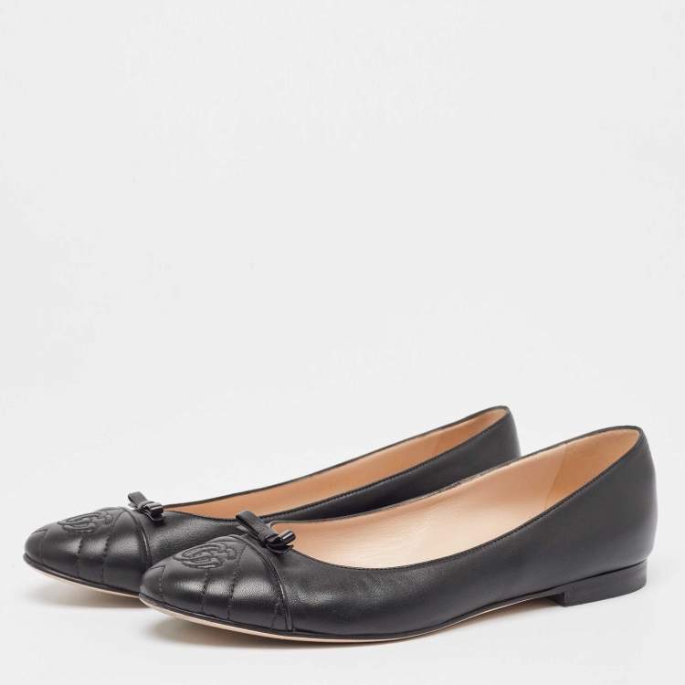 Pre Owned Gucci Black Leather GG Cap Toe Bow Ballet Flats Size 40