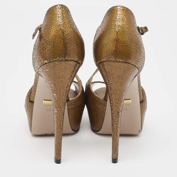 Pre Owned Gucci Gold Texture Leather Ankle Strap Peep Toe  Sandals Size 36.5