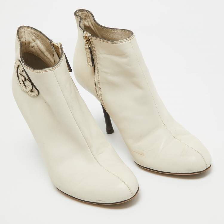 Pre Owned Gucci Cream Leather Interlocking GG Booties Size 37