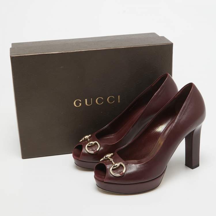 Pre Owned Gucci Burgundy Leather Horsebit Peep Toe Platform Pumps Size 36.5