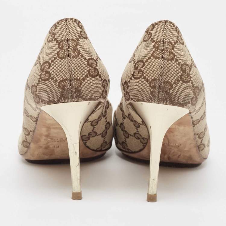 Pre Owned Gucci Beige/Brown Canvas and Leather  Peep Toe Pumps Size 39