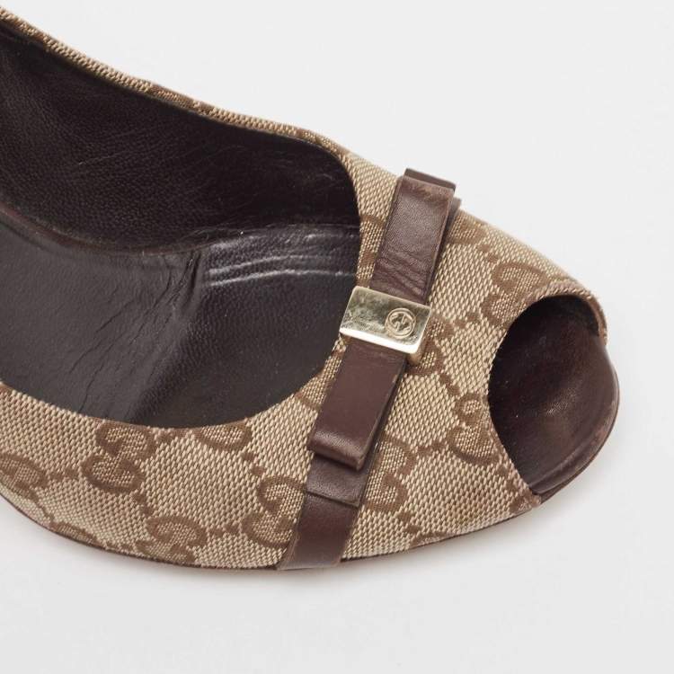 Pre Owned Gucci Beige/Brown Canvas and Leather  Peep Toe Pumps Size 39