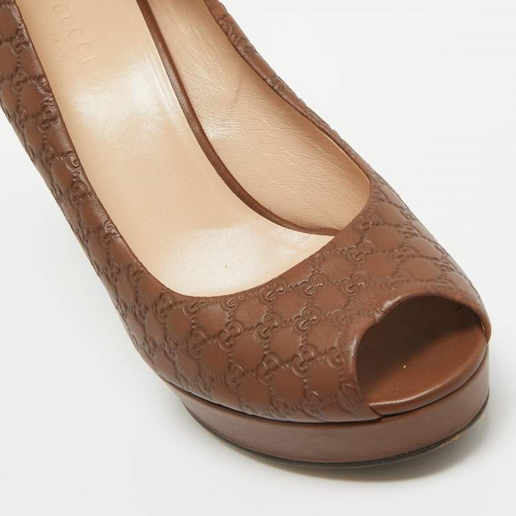 Pre Owned Gucci Brown Guccissima Leather Platform Peep Toe Pumps Size 39.5