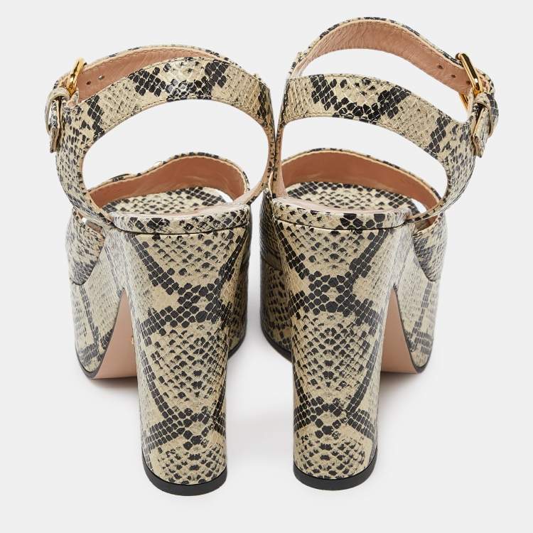 مملوكة مسبقًا Gucci Beige/Black Python Embossed Leather Horsebit Platform Ankle Strap Sandals 40
