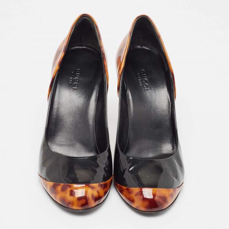 Pre Owned Gucci Black/Brown Tortoise Patent Leather Round Toe Pumps Size 38