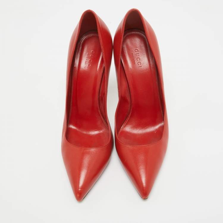 Pre Owned Gucci Red Leather Pointed Toe Pumps Size 38.5