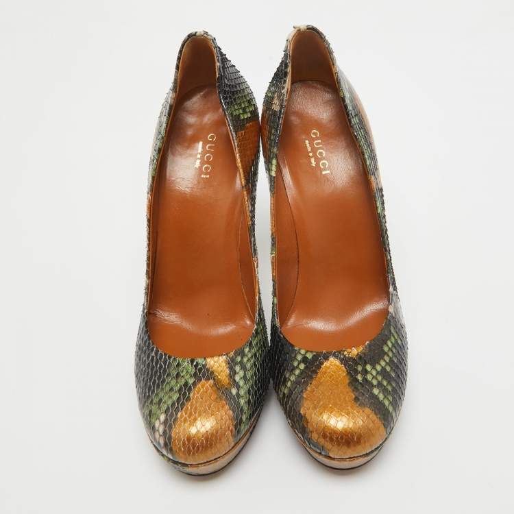 Pre Owned Gucci Multicolor Python Betty Platform Pumps Size 38