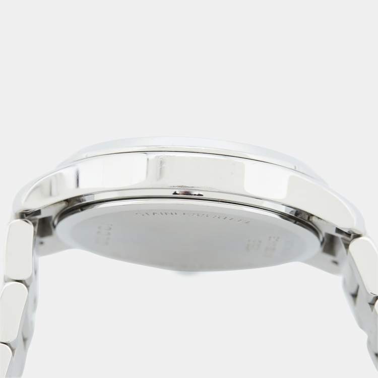 Pre Owned Gucci Silver White Stainless Steel G-Timeless 126.5 Women's Wristwatch 27 mm