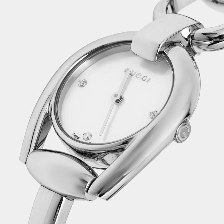 Pre Owned Gucci Mother Of Pearl Stainless Steel Horsebit YA139506  Women's Wristwatch 28 mm