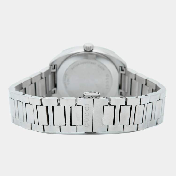Pre Owned Gucci Silver Dial Diamond Stainless Steel GG2570 YA142504 Women's Wristwatch 28.50 mm